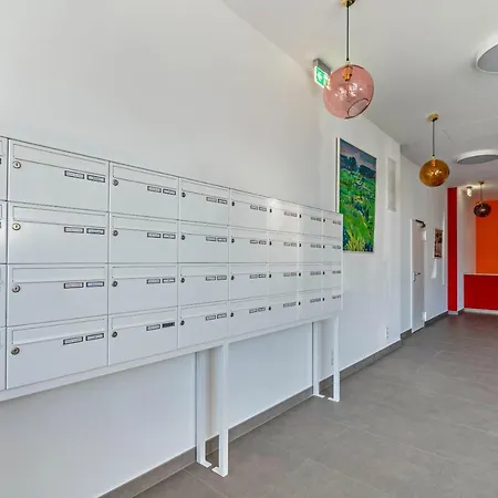 Huber Living Basic 209 Apartman Germering